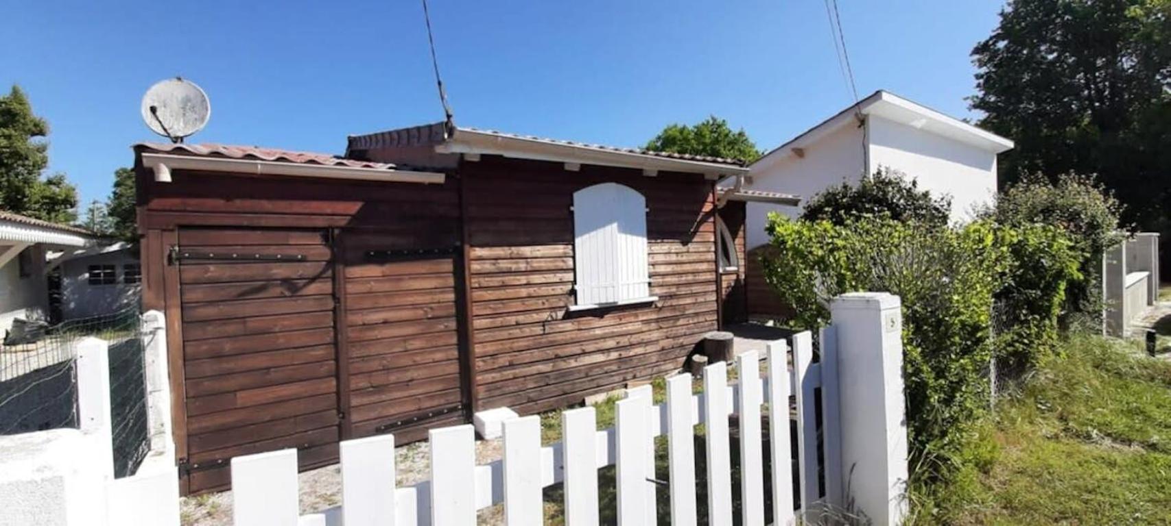 Chalet Avec Salon De Jardin Hourtin