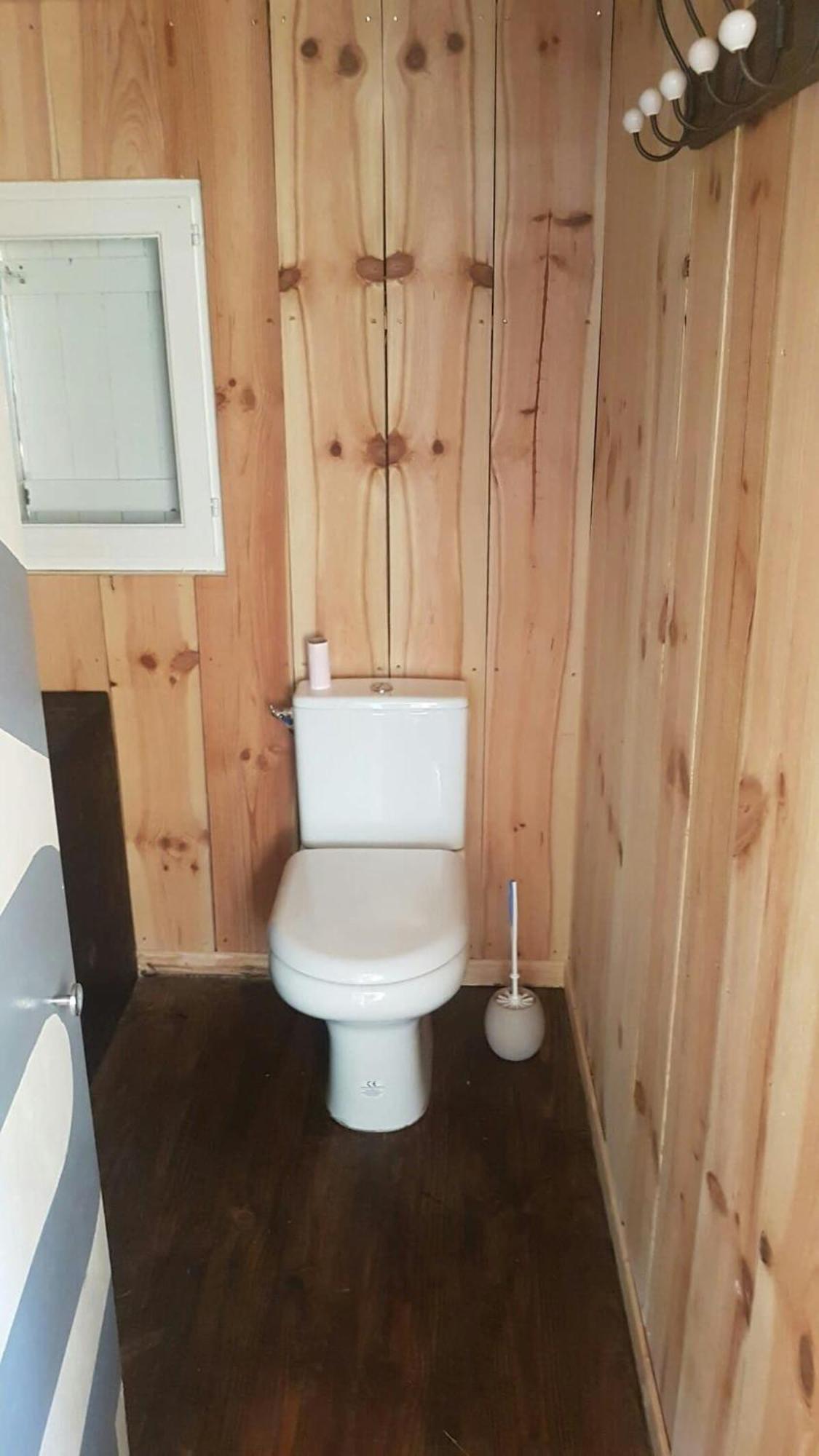 Chalet Avec Salon De Jardin